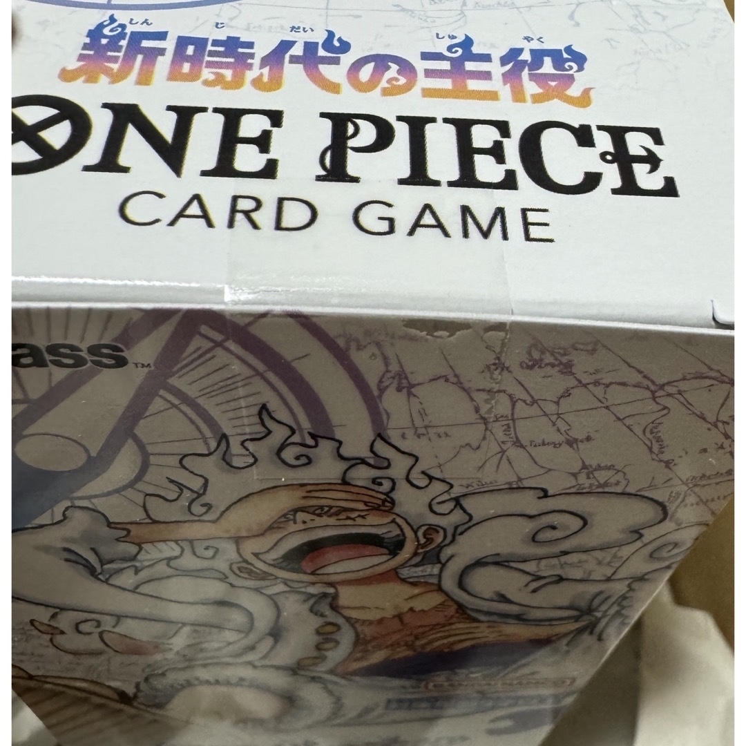 ONE PIECE(ワンピース)のONE PIECEカードゲーム 新時代の主役 未開封ボックス　テープ付き エンタメ/ホビーのトレーディングカード(Box/デッキ/パック)の商品写真