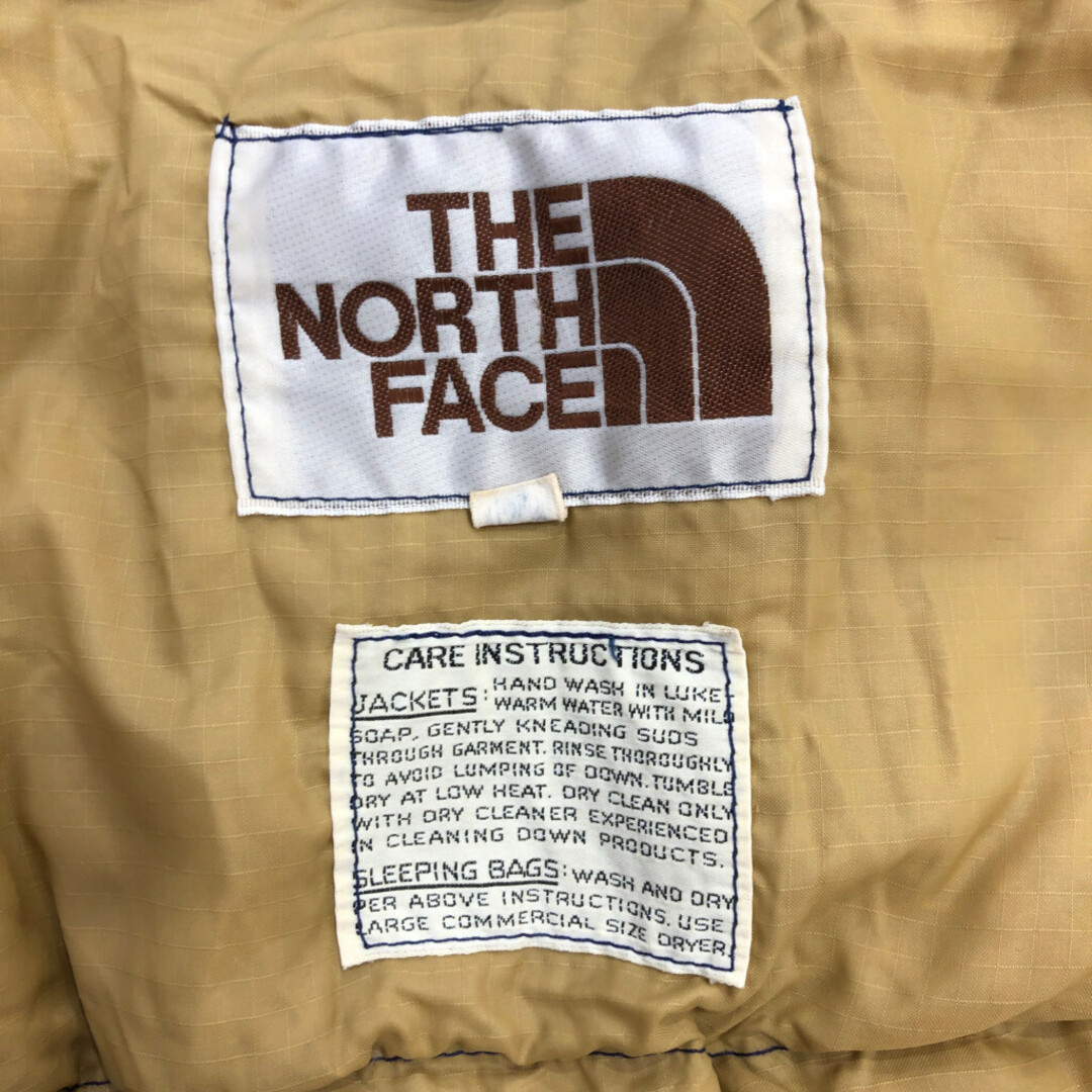 THE NORTH FACE(ザノースフェイス)の70年代 THE NORTH FACE ノースフェイス ダウン ベスト アウトドア ヴィンテージ 防寒 ブルー (メンズ S) 中古 古着 Q6752 メンズのトップス(ベスト)の商品写真