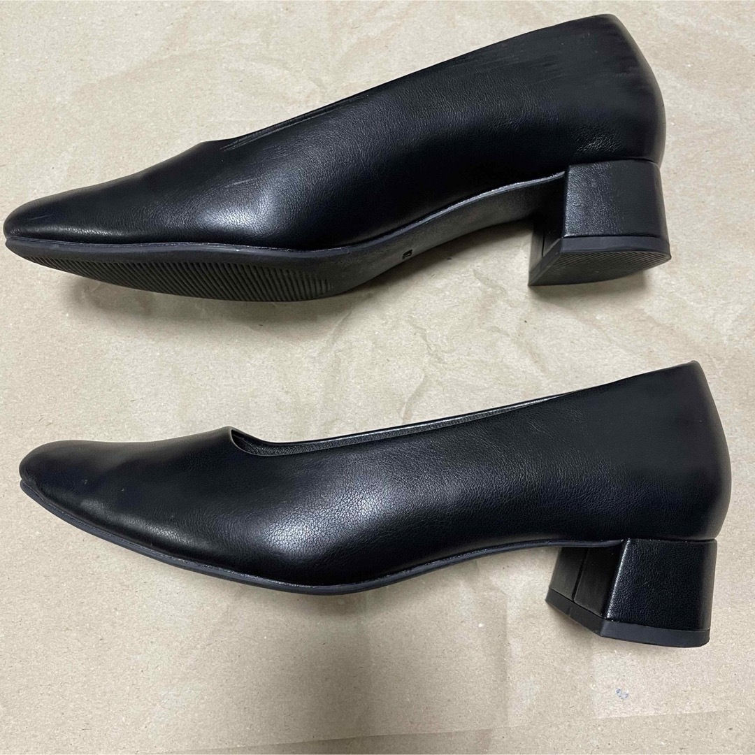 GU(ジーユー)の【GU】黒　マシュマロローヒールパンプス　23.0cm ブラック　パンプス レディースの靴/シューズ(ハイヒール/パンプス)の商品写真