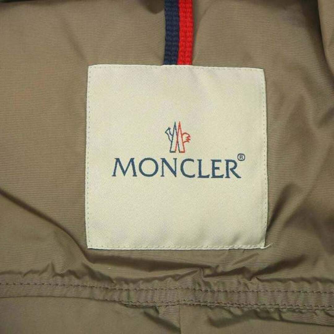 MONCLER(モンクレール)のモンクレール SERRE セール ダウンジャケット アウター フード フリル レディースのジャケット/アウター(ダウンジャケット)の商品写真