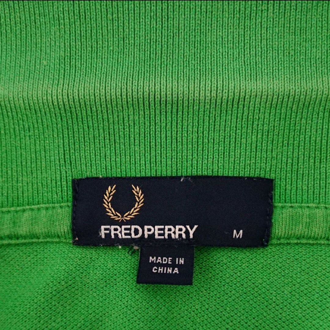 FRED PERRY(フレッドペリー)の人気モデル フレッドペリー ワンポイント 刺繍 ロゴ リンガー 半袖 ポロシャツ メンズのトップス(ポロシャツ)の商品写真
