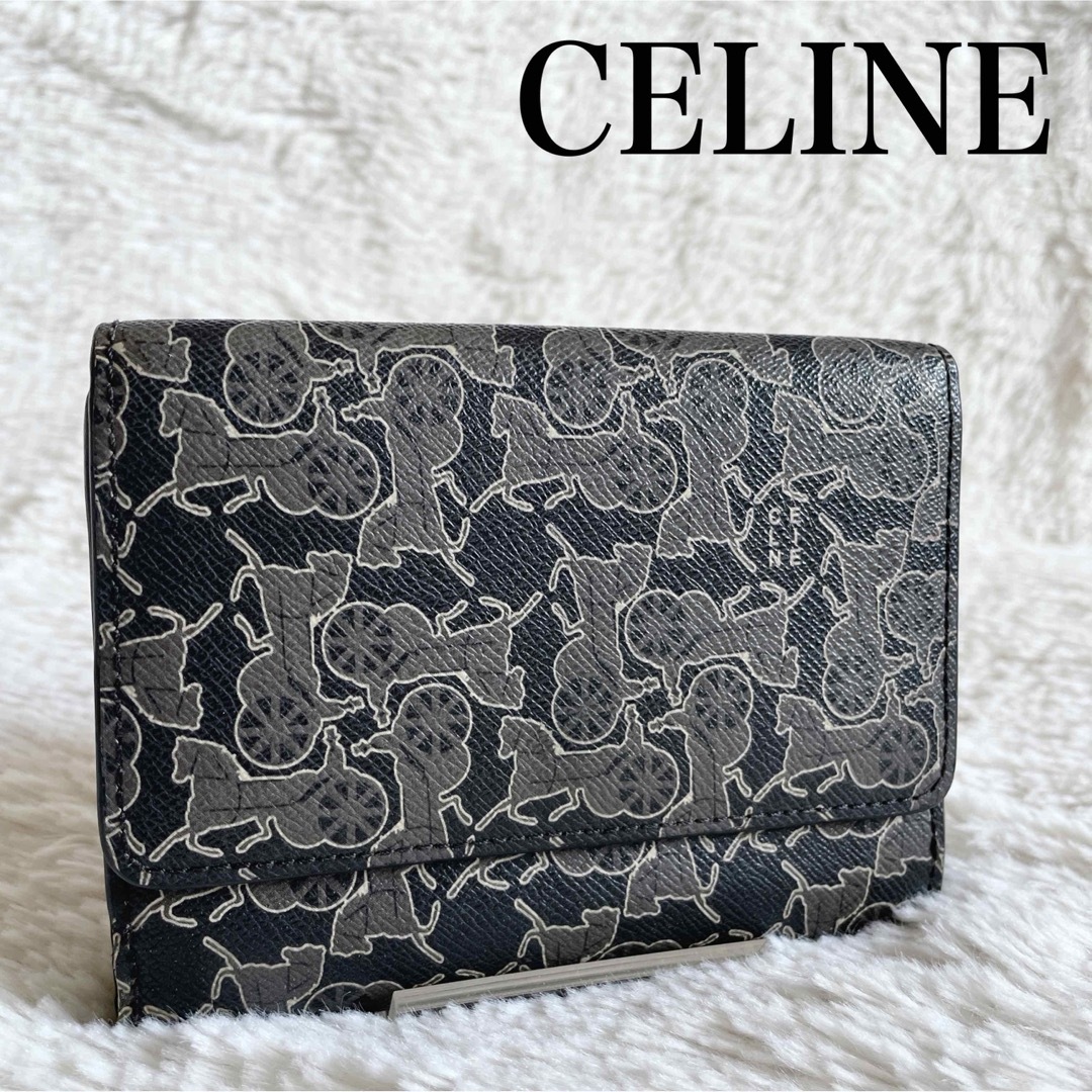celine(セリーヌ)のCELINE Wホック財布 サルキー ロゴグラム 馬車柄 コンパクトウォレット レディースのファッション小物(財布)の商品写真