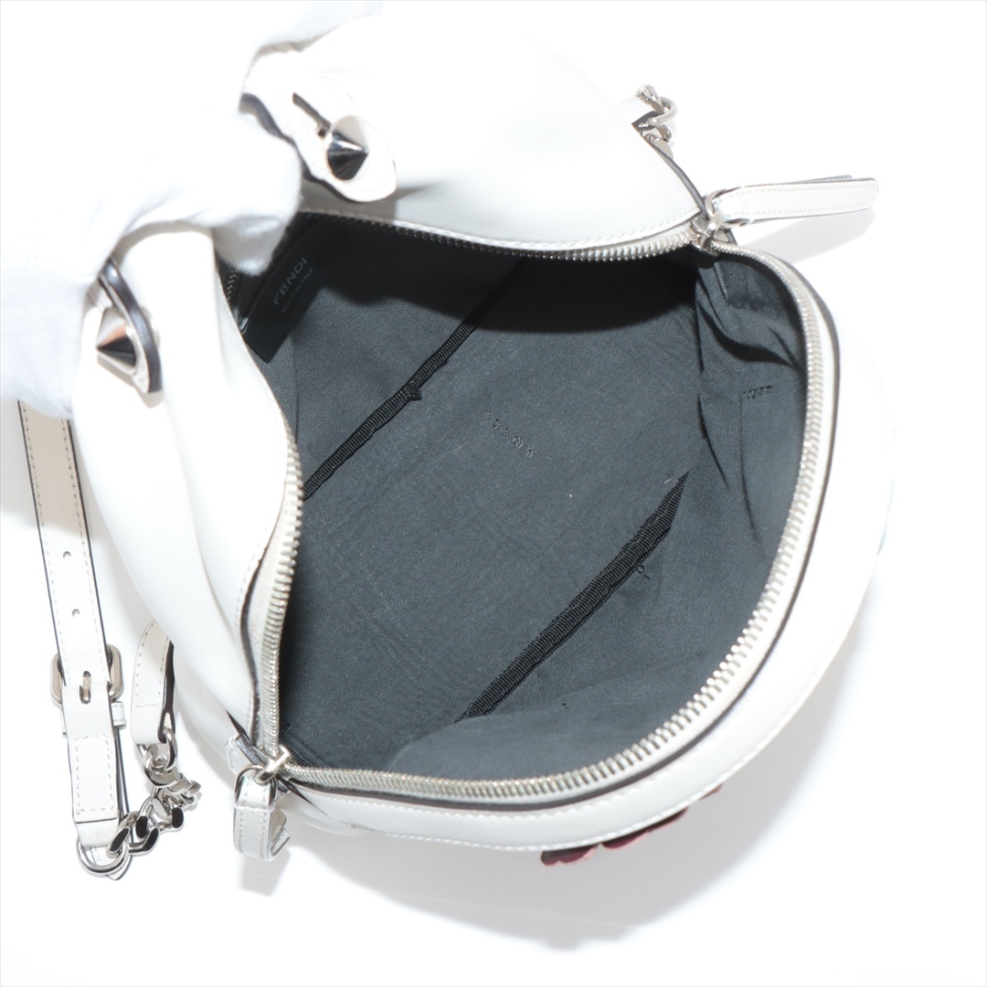 FENDI(フェンディ)の極美品 フェンディ バイザウェイ フラワー モチーフ 8BZ038 レザー リュックサック リュック バックパック レディース EEM K35-1 レディースのバッグ(リュック/バックパック)の商品写真