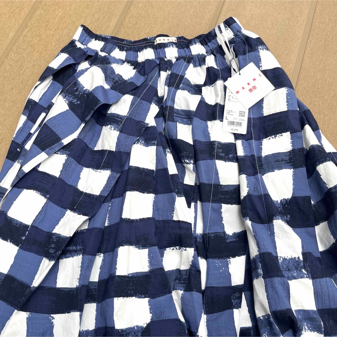 UNIQLO(ユニクロ)の【新品タグ付き】UNIQLO×MARNIコラボ バルーンシェイプスカート  レディースのスカート(ひざ丈スカート)の商品写真