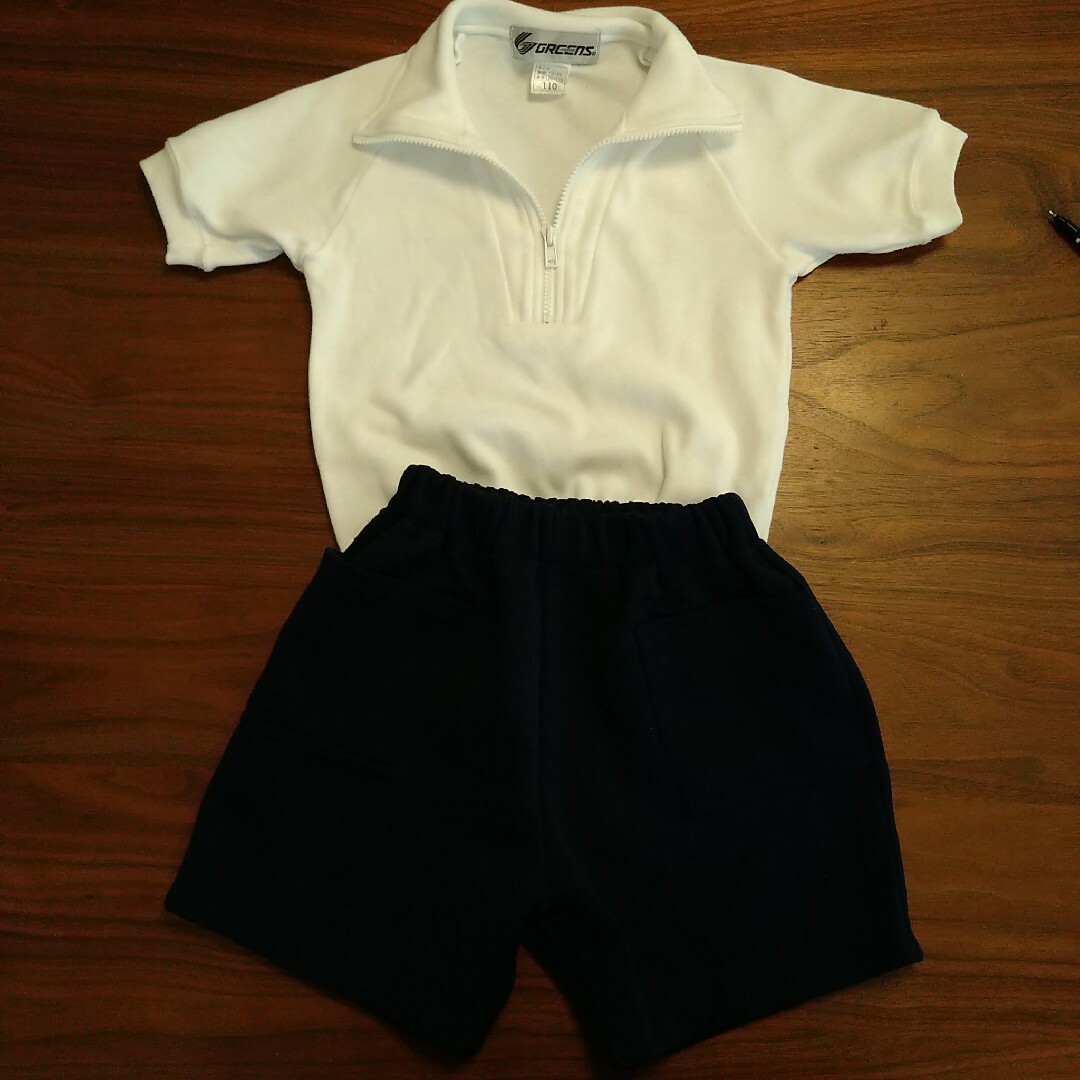 体操着　上下　110 キッズ/ベビー/マタニティのキッズ服男の子用(90cm~)(ドレス/フォーマル)の商品写真