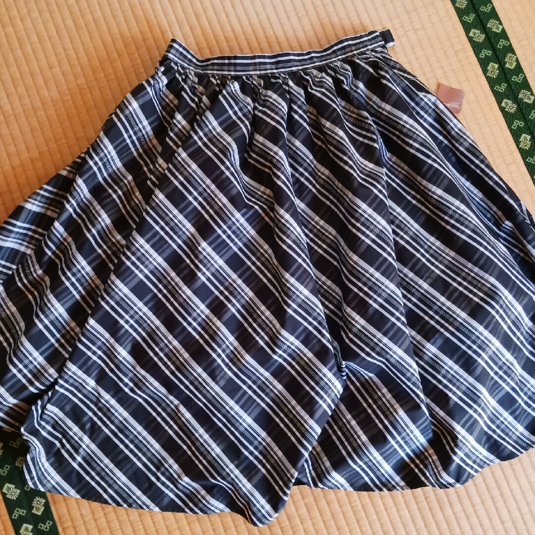 フレアスカート レディースのスカート(ひざ丈スカート)の商品写真