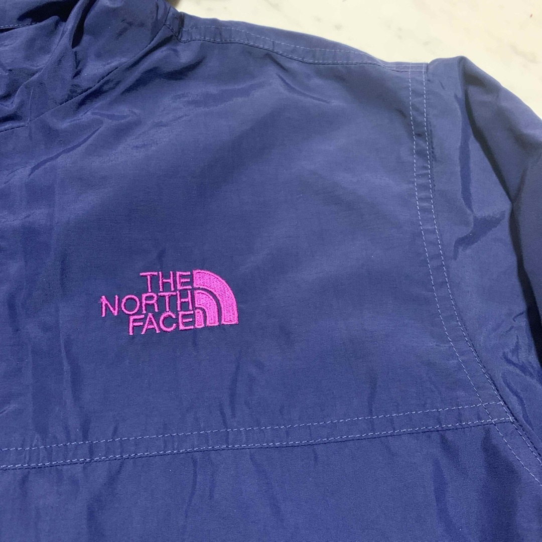 THE NORTH FACE(ザノースフェイス)のTHE  NORTH FACE  マウンテンパーカー　ネイビー　Msize レディースのジャケット/アウター(その他)の商品写真