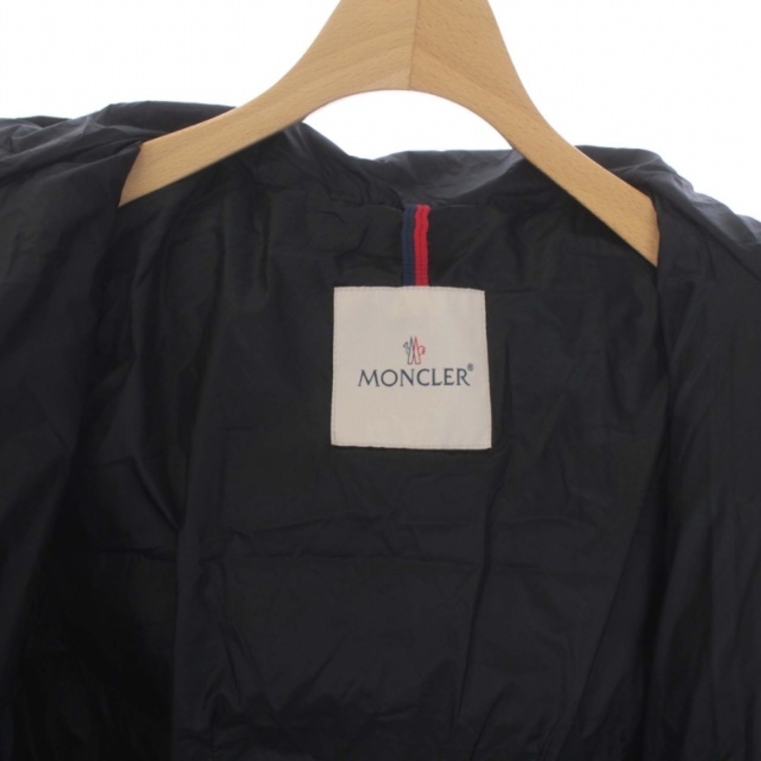 MONCLER(モンクレール)のモンクレール HERMIFUR ダウンコート ロング フード ラクーンファー レディースのジャケット/アウター(ダウンコート)の商品写真
