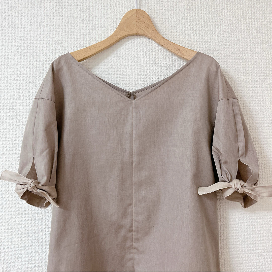 ANAYI(アナイ)のアナイ　リボンプルオーバー レディースのトップス(シャツ/ブラウス(半袖/袖なし))の商品写真