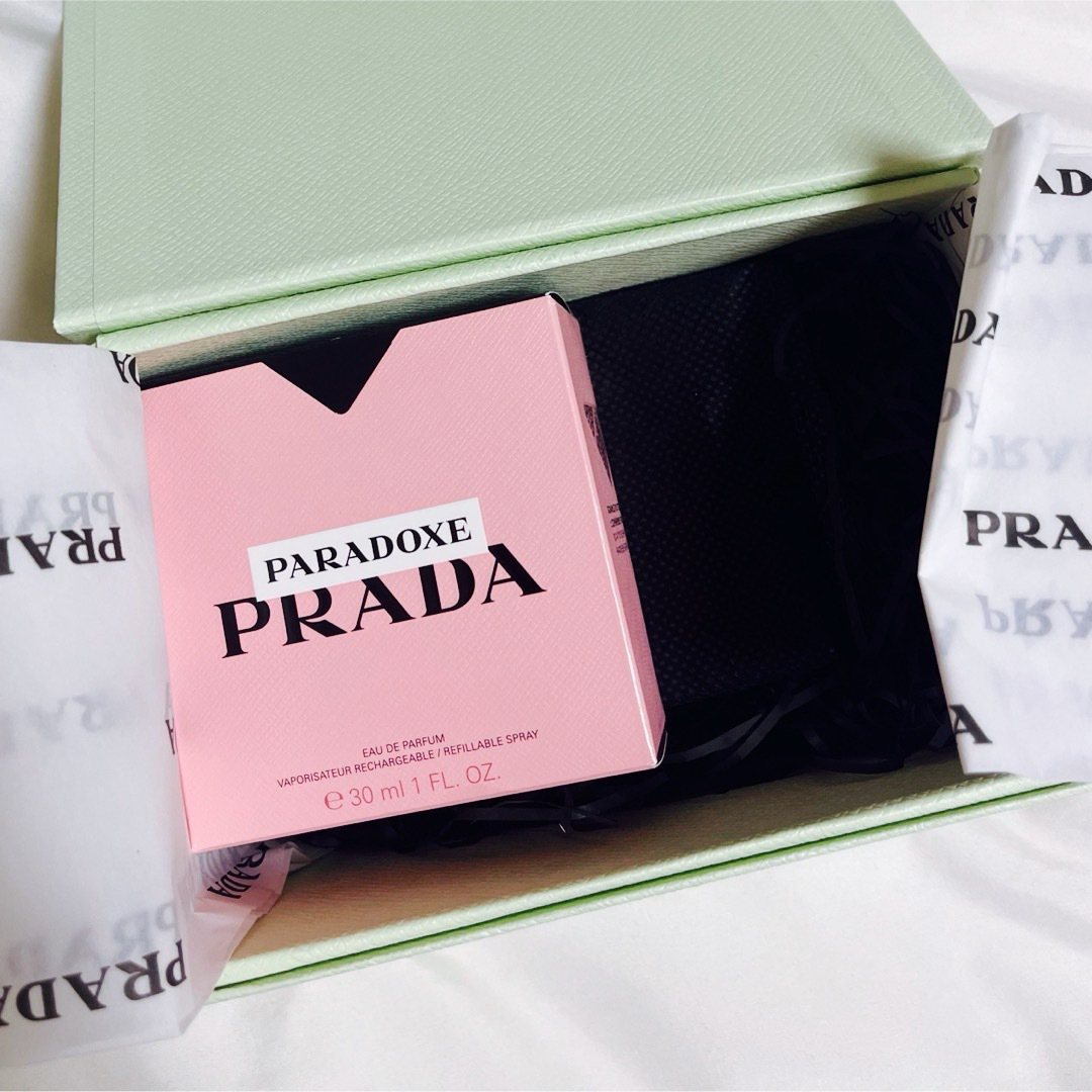 PRADA(プラダ)のPRADA Paradoxプラダ香水 値下げしました コスメ/美容の香水(香水(女性用))の商品写真