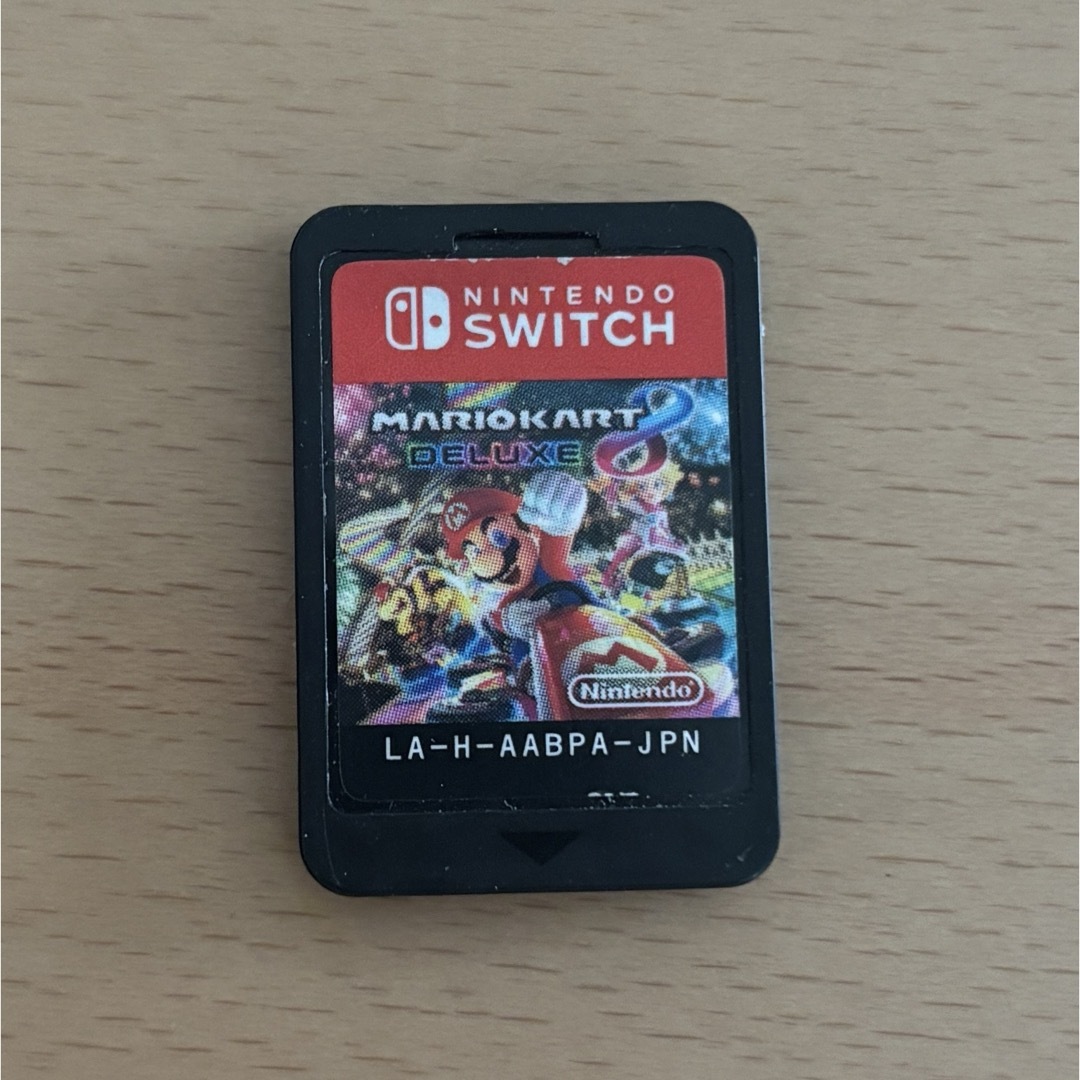Nintendo Switch(ニンテンドースイッチ)のマリオカート　Switchソフト エンタメ/ホビーのゲームソフト/ゲーム機本体(家庭用ゲームソフト)の商品写真