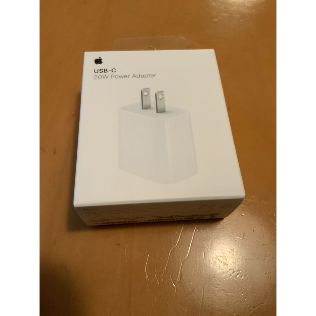 Apple(アップル)のApple純正20W USB-C電源アダプタ　10個セット スマホ/家電/カメラのスマートフォン/携帯電話(バッテリー/充電器)の商品写真