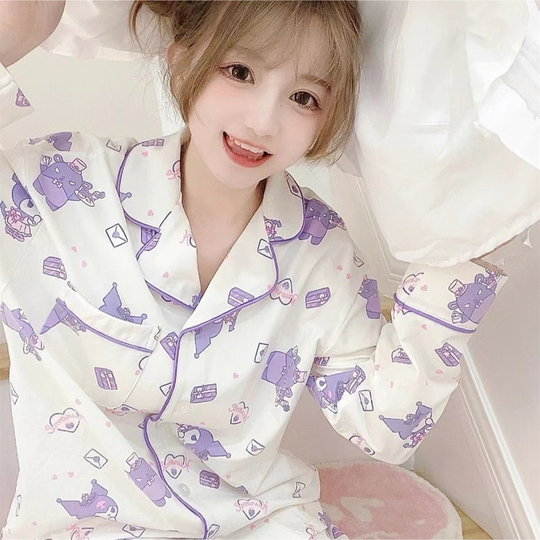 春新作　クロミちゃん　紫　パジャマ　長袖　可愛い レディースのルームウェア/パジャマ(ルームウェア)の商品写真