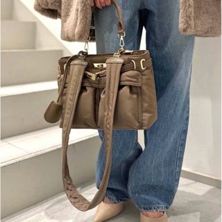 L'Appartement DEUXIEME CLASSE - L'Appartement グッドグリーフBELTED SHOULDER BAG