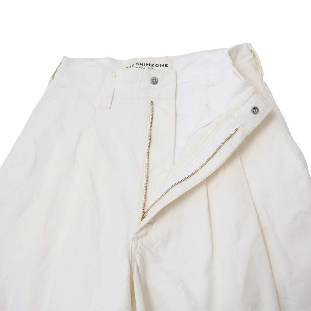 Shinzone(シンゾーン)のTHE SHINZONE COTTON LINEN TOMBOY SHORTS レディースのパンツ(ショートパンツ)の商品写真