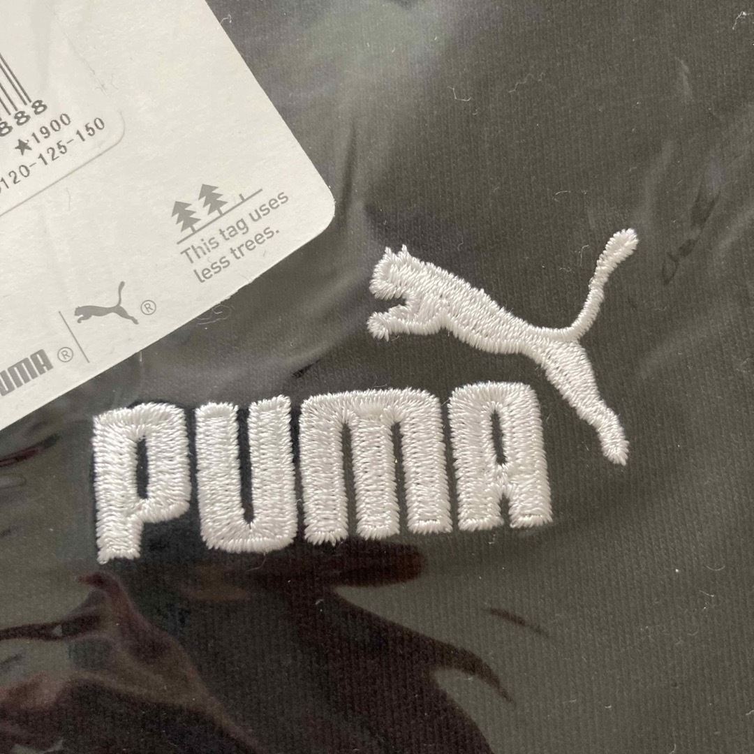 PUMA(プーマ)の150㎝　プーマ　無地　ロゴ入り　袖リブ　長袖Tシャツ ／ ロンT  ブラック キッズ/ベビー/マタニティのキッズ服男の子用(90cm~)(Tシャツ/カットソー)の商品写真