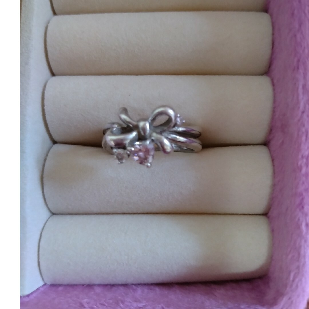 4℃(ヨンドシー)の４℃ピンクの石の指輪 レディースのアクセサリー(リング(指輪))の商品写真