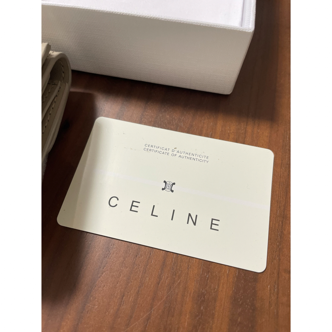 celine(セリーヌ)のセリーヌ　トリオンフ　財布　新品♪ レディースのファッション小物(財布)の商品写真