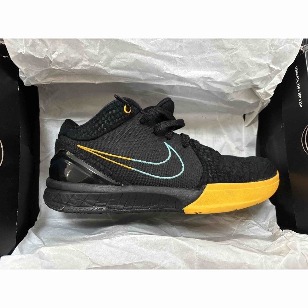 NIKE(ナイキ)のNike Kobe 4 Protro FTB Snake メンズの靴/シューズ(スニーカー)の商品写真