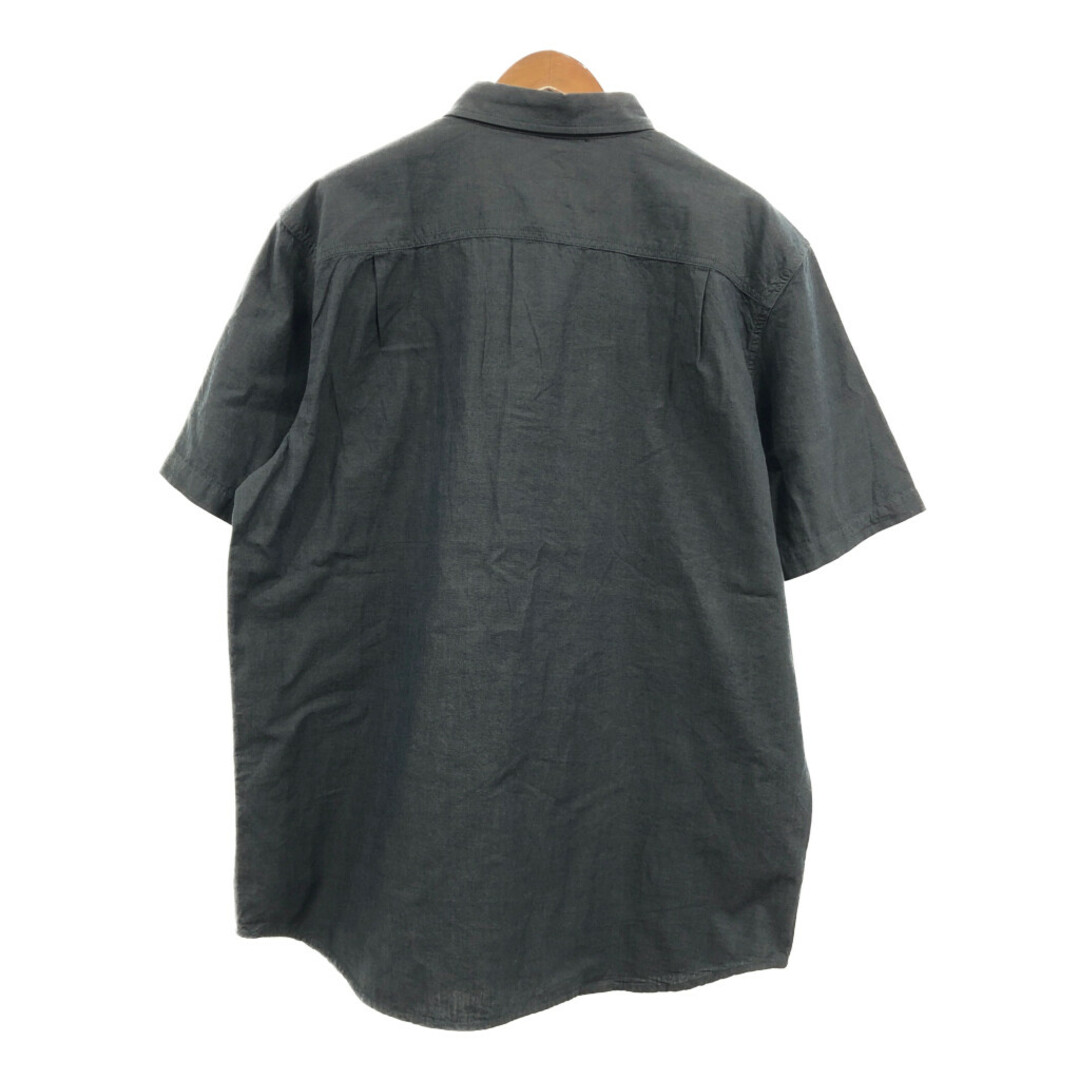 carhartt(カーハート)のCarhartt カーハート ボタンダウン 半袖シャツ ワンポイント グレー (メンズ XL) 中古 古着 Q6846 メンズのトップス(シャツ)の商品写真