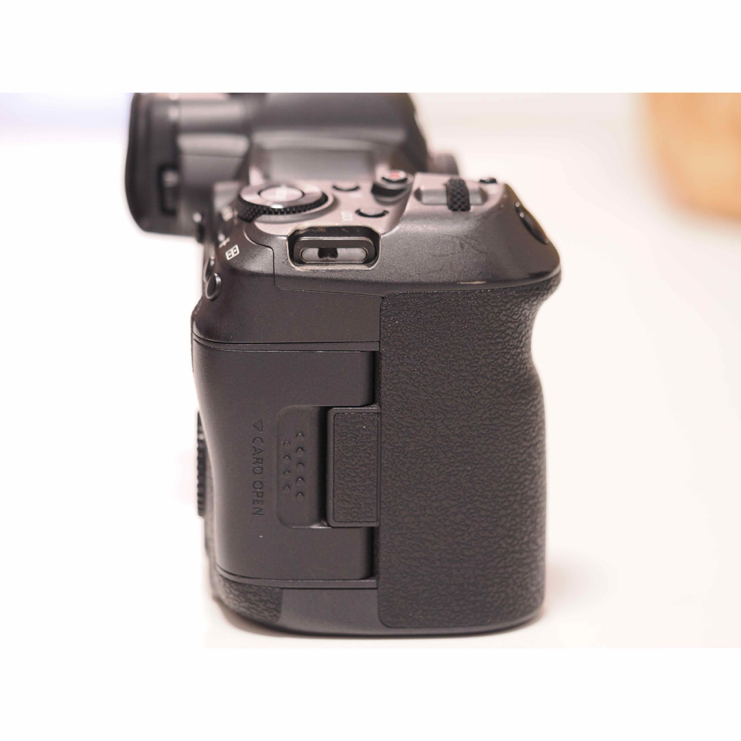 【値下げ不可】キヤノン CANON EOS R5 ボディ スマホ/家電/カメラのカメラ(ミラーレス一眼)の商品写真
