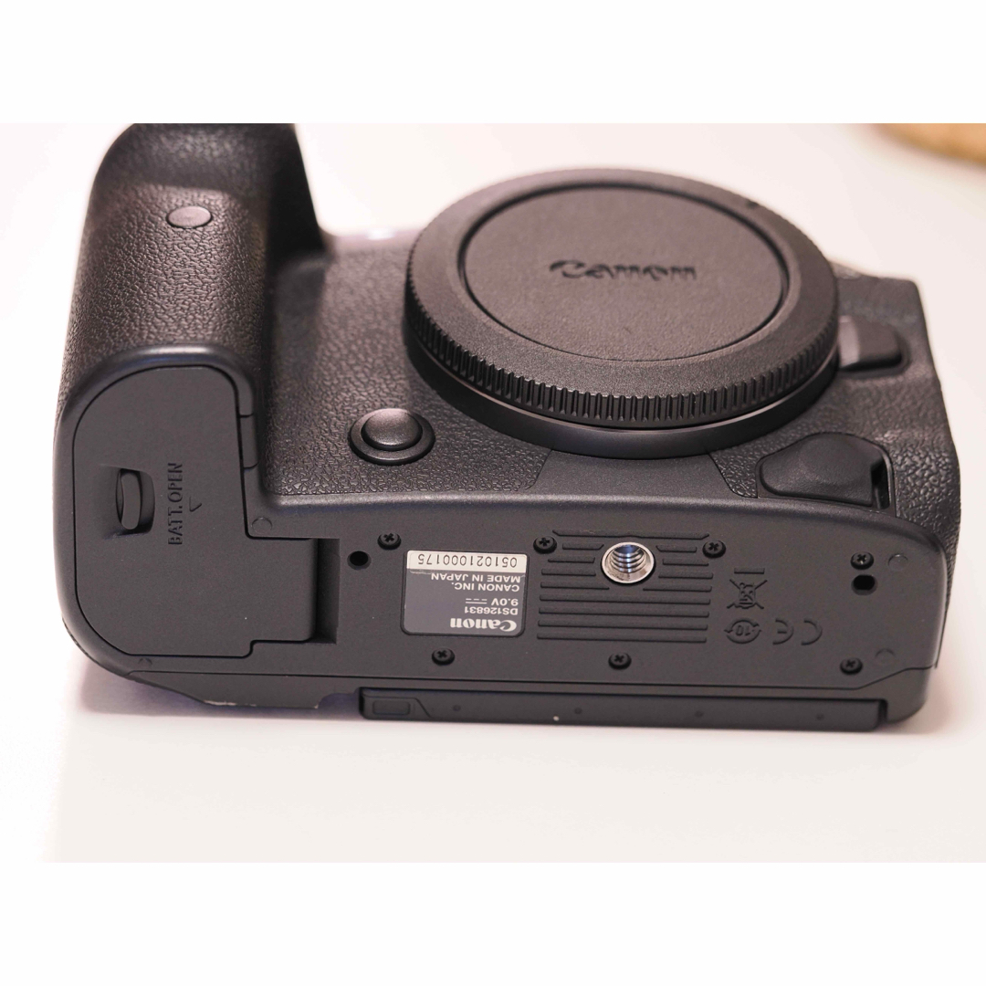 【値下げ不可】キヤノン CANON EOS R5 ボディ スマホ/家電/カメラのカメラ(ミラーレス一眼)の商品写真