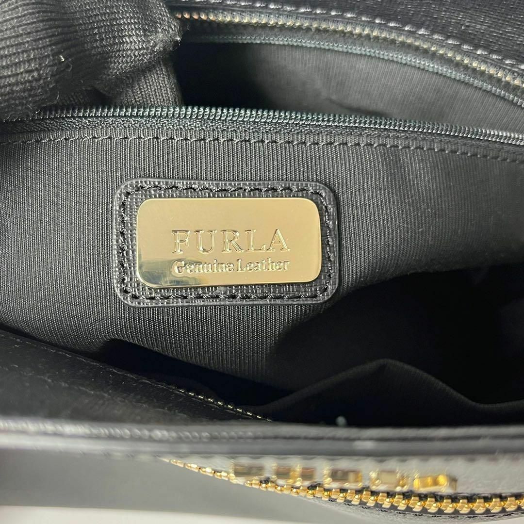 Furla(フルラ)の【美品・保存袋付】フルラ　ギネヴラ M GINEVRA ハンドバッグ A4可能 レディースのバッグ(ハンドバッグ)の商品写真