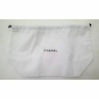 シャネル(CHANEL)の★未使用 美品 CHANEL シャネル 巾着 ポーチ 白 非売品★(ショップ袋)