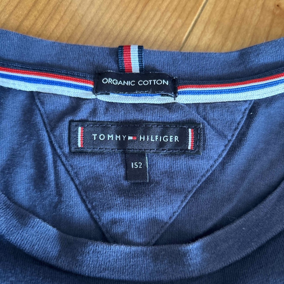 TOMMY HILFIGER(トミーヒルフィガー)のトミー　Tシャツ152ネイビー① キッズ/ベビー/マタニティのキッズ服男の子用(90cm~)(Tシャツ/カットソー)の商品写真