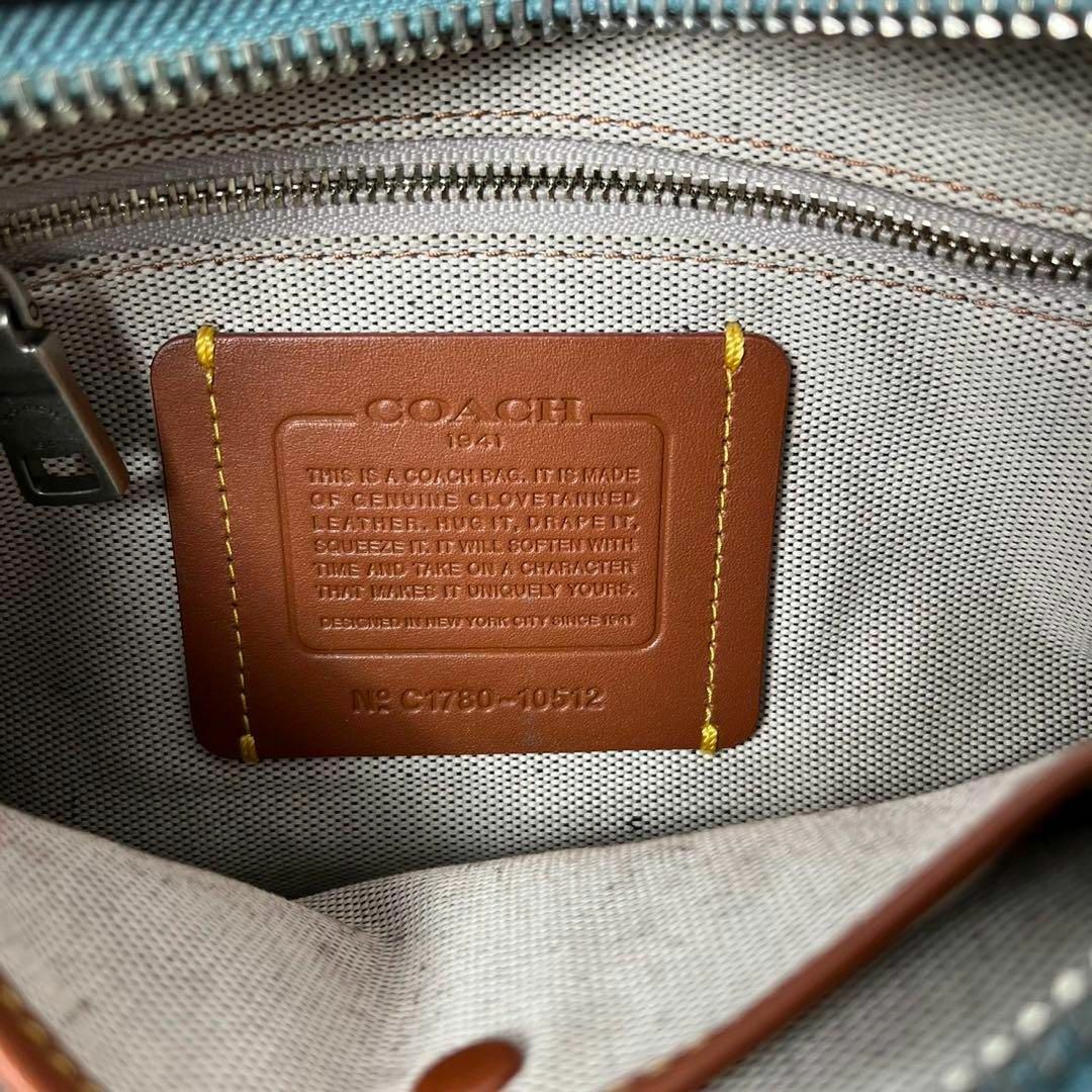 COACH(コーチ)の【美品・保存袋】コーチ ローグ25 ティーローズ ライトブルー　グラブタンレザー レディースのバッグ(ハンドバッグ)の商品写真