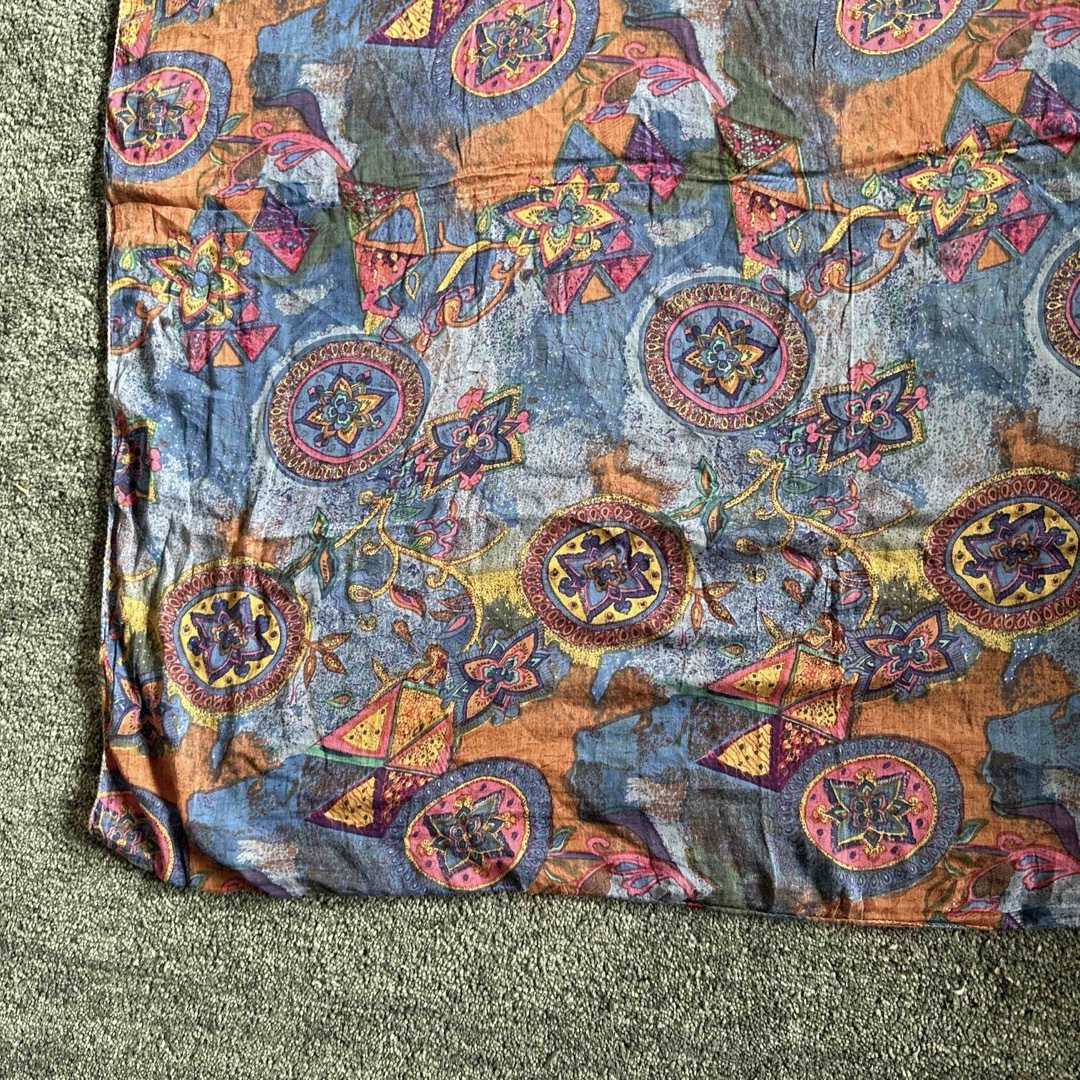 大判スカーフ　ストール　コットン　インド製　日除けにも レディースのファッション小物(バンダナ/スカーフ)の商品写真