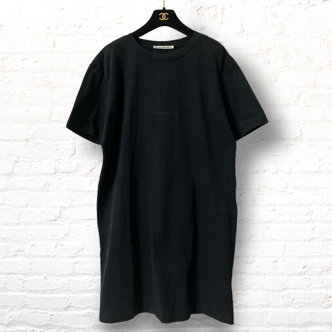 Acne Studios(アクネストゥディオズ)のACNE STUDIOS  「JOUPA EMBOSS」Tシャツ ワンピース レディースのワンピース(ミニワンピース)の商品写真