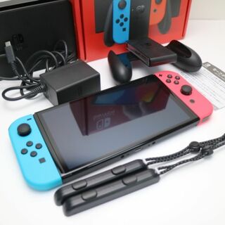 ニンテンドースイッチ(Nintendo Switch)の新品同様 Nintendo Switch 有機ELモデル   M888(携帯用ゲーム機本体)