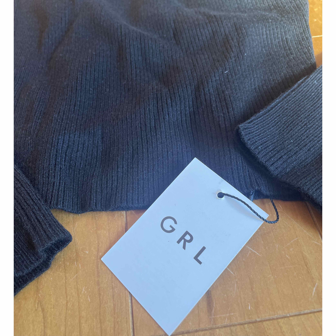 GRL(グレイル)のグレイル　GRL トップス　ニット　黒　ブラック　M　フリル　肌見せ　可愛い レディースのトップス(ニット/セーター)の商品写真
