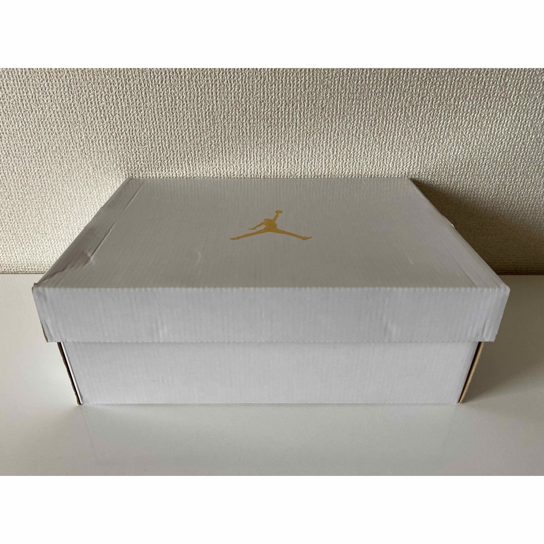 Jordan Brand（NIKE）(ジョーダン)のナイキ エアジョーダン1 ミッド SE "ポムグラネイト" 新品　23.5cm メンズの靴/シューズ(スニーカー)の商品写真