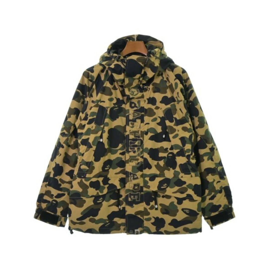 A BATHING APE(アベイシングエイプ)のA BATHING APE マウンテンパーカー M ベージュx緑x黒(迷彩) 【古着】【中古】 メンズのジャケット/アウター(マウンテンパーカー)の商品写真