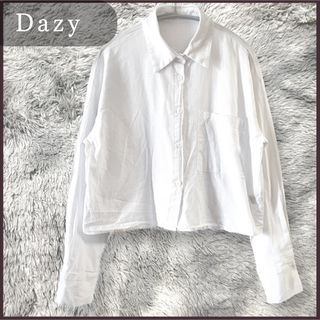 シーイン(SHEIN)のDazy シンプル ボタンダウン クロップドシャツ 長袖 ポケット付 カジュアル(シャツ/ブラウス(長袖/七分))