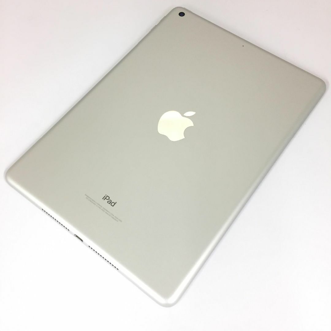 iPad(アイパッド)の【B】iPad (第5世代) Wi-Fi/32GB/GCTVXBUZHLFC スマホ/家電/カメラのPC/タブレット(タブレット)の商品写真