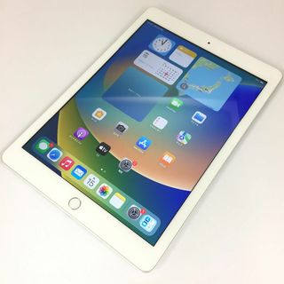 アイパッド(iPad)の【B】iPad (第5世代) Wi-Fi/32GB/GCTVXBUZHLFC(タブレット)