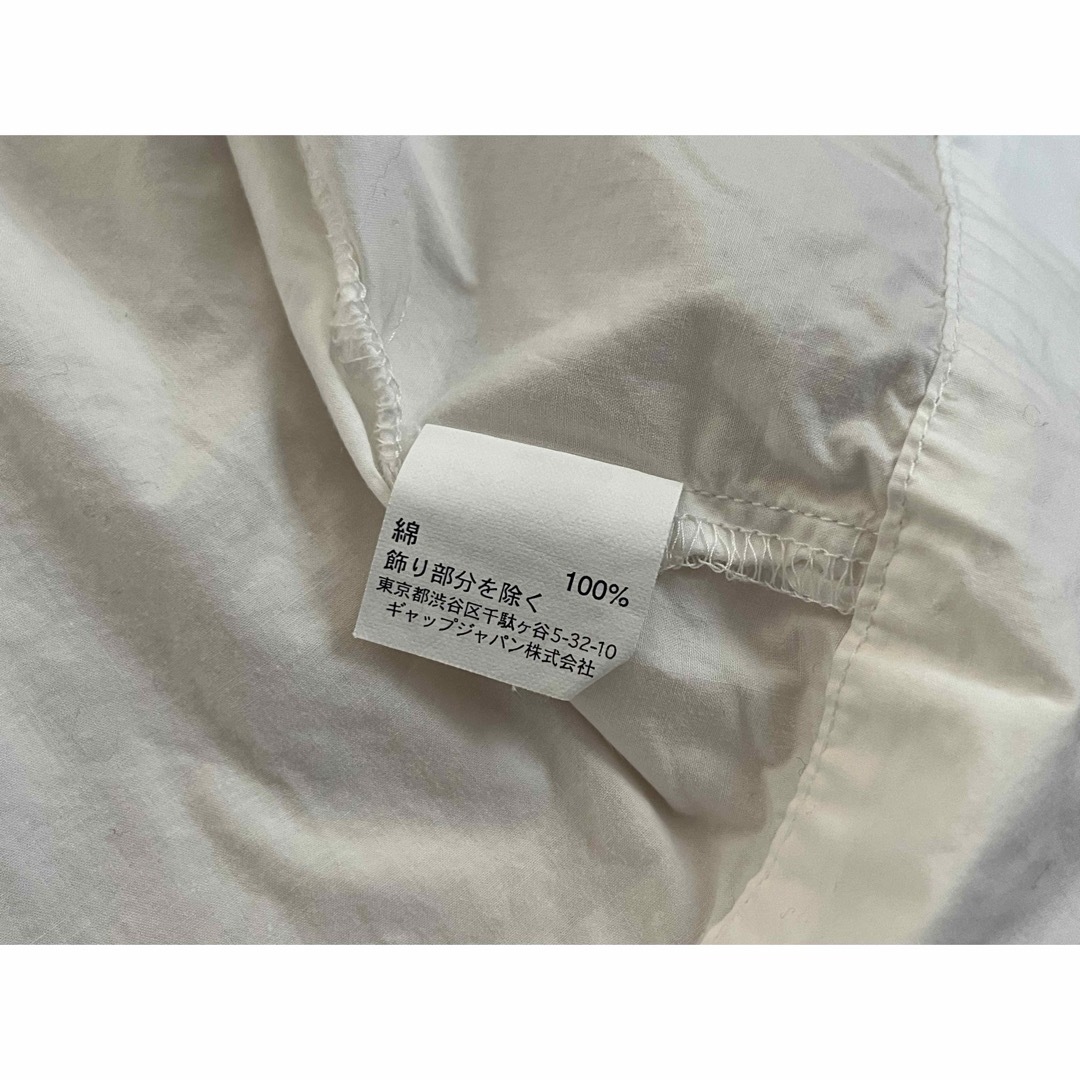 babyGAP(ベビーギャップ)の《95サイズ》babyGAP　半袖シャツ　男の子　夏服　刺繍　白　ボタン キッズ/ベビー/マタニティのキッズ服男の子用(90cm~)(ブラウス)の商品写真