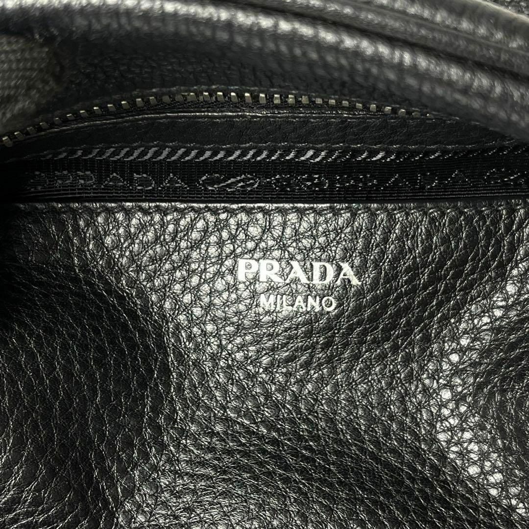 PRADA(プラダ)の【美品・付属品付】プラダ　VIT.DAINO ブラック　2WAYハンドバッグ レディースのバッグ(ハンドバッグ)の商品写真