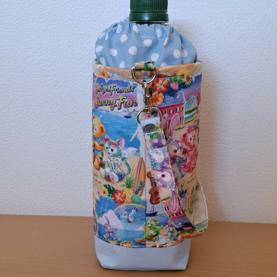 ダッフィー ペットボトルカバー ハンドメイド　水筒カバー　サニーファン ハンドメイドのファッション小物(ポーチ)の商品写真