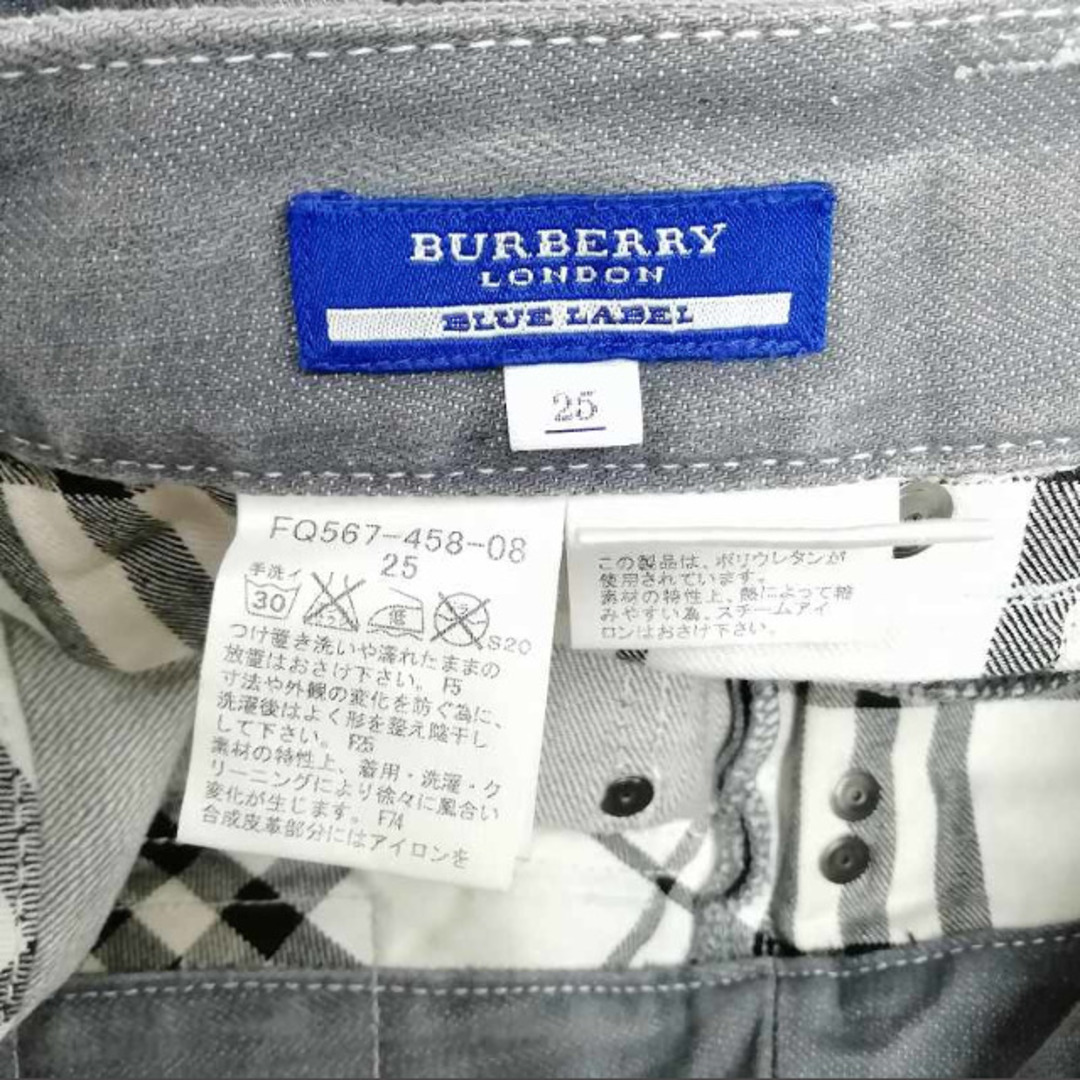 BURBERRY BLUE LABEL(バーバリーブルーレーベル)の美品 デニム パンツ  ブーツカットシルエット ジーンズ 25 ウォッシグレー  レディースのパンツ(デニム/ジーンズ)の商品写真