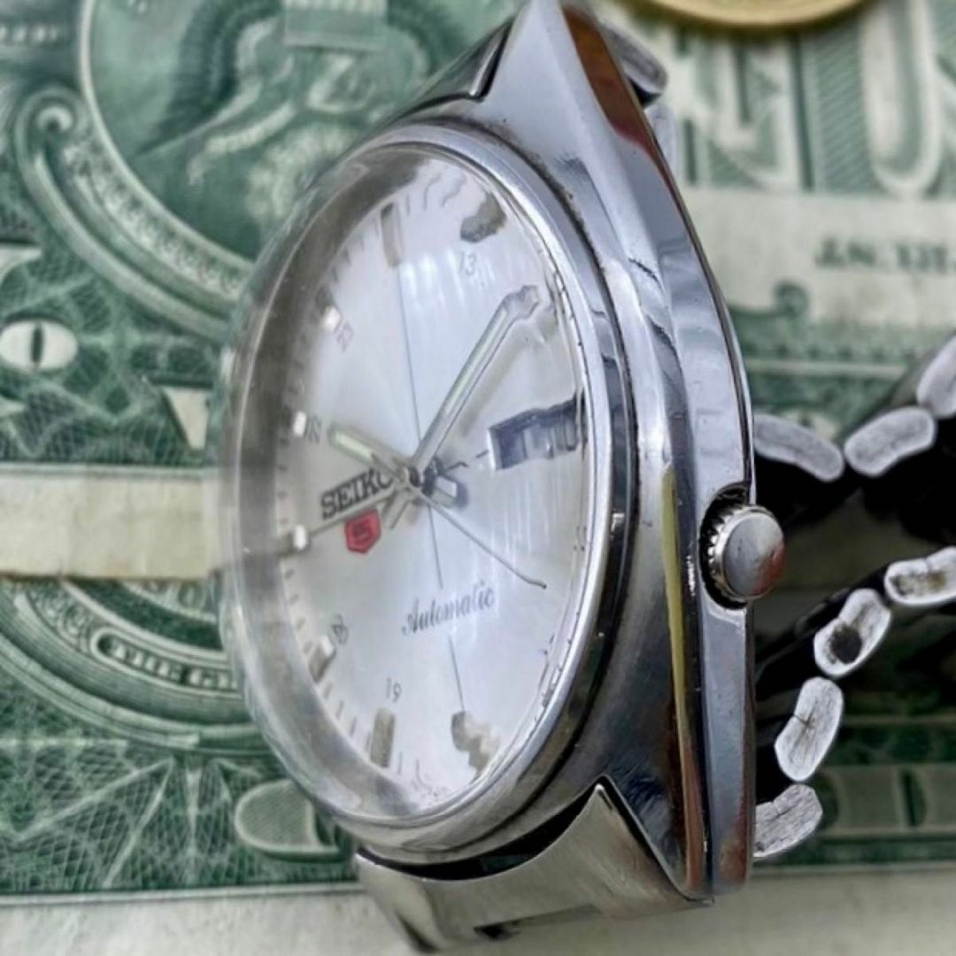 SEIKO(セイコー)の【レトロなデザイン】セイコー5 メンズ腕時計 シルバー 自動巻き ヴィンテージ メンズの時計(腕時計(アナログ))の商品写真