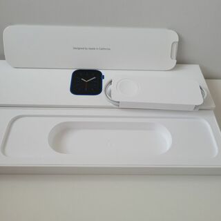 アップルウォッチ(Apple Watch)のアップルウォッチ 充電器 (Type-A) (おまけ：箱付き)(バッテリー/充電器)