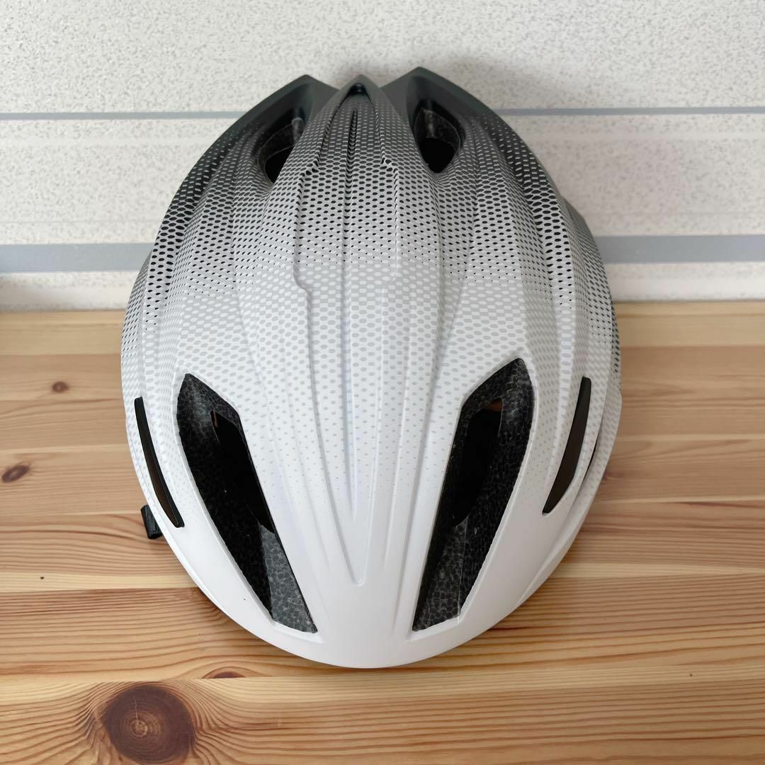 自転車ヘルメット ロードバイク MTB 両用 LEDライト 軽い 通気 通勤通学 スポーツ/アウトドアの自転車(ウエア)の商品写真