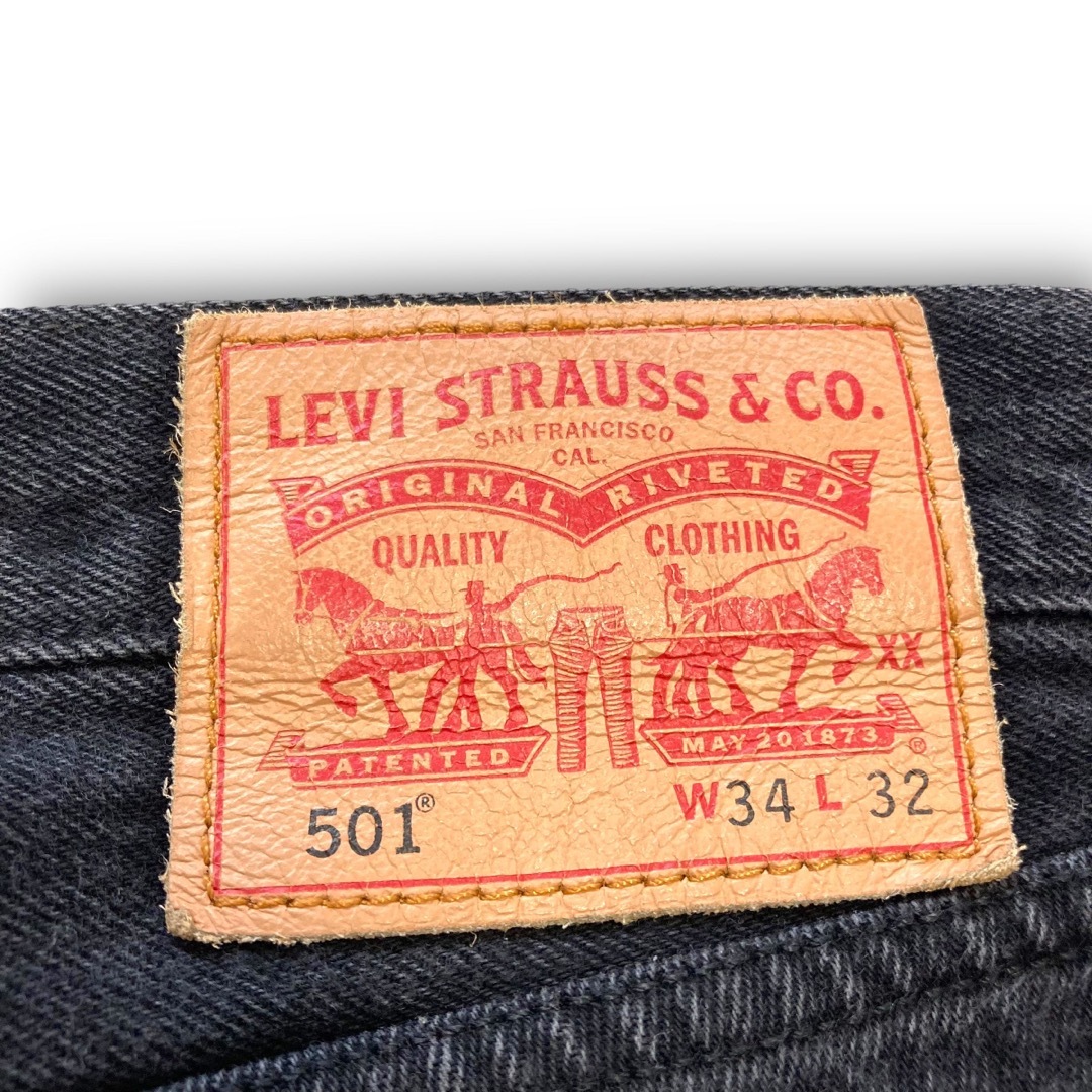 Levi's(リーバイス)の【Levi's】メキシコ製 リーバイス501 ブラックデニムパンツ 牛革パッチ メンズのパンツ(デニム/ジーンズ)の商品写真