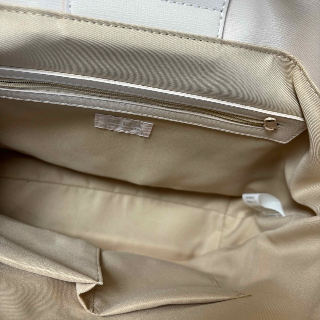 LIZ LISA(リズリサ)のリズリサ　ハンドバッグ　通勤通学用 レディースのバッグ(ハンドバッグ)の商品写真