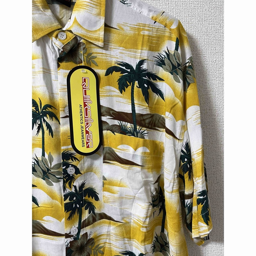 QUIKSILVER(クイックシルバー)の☆新品☆ QuikSilver クイックシルバー　アロハシャツ　L メンズのトップス(シャツ)の商品写真