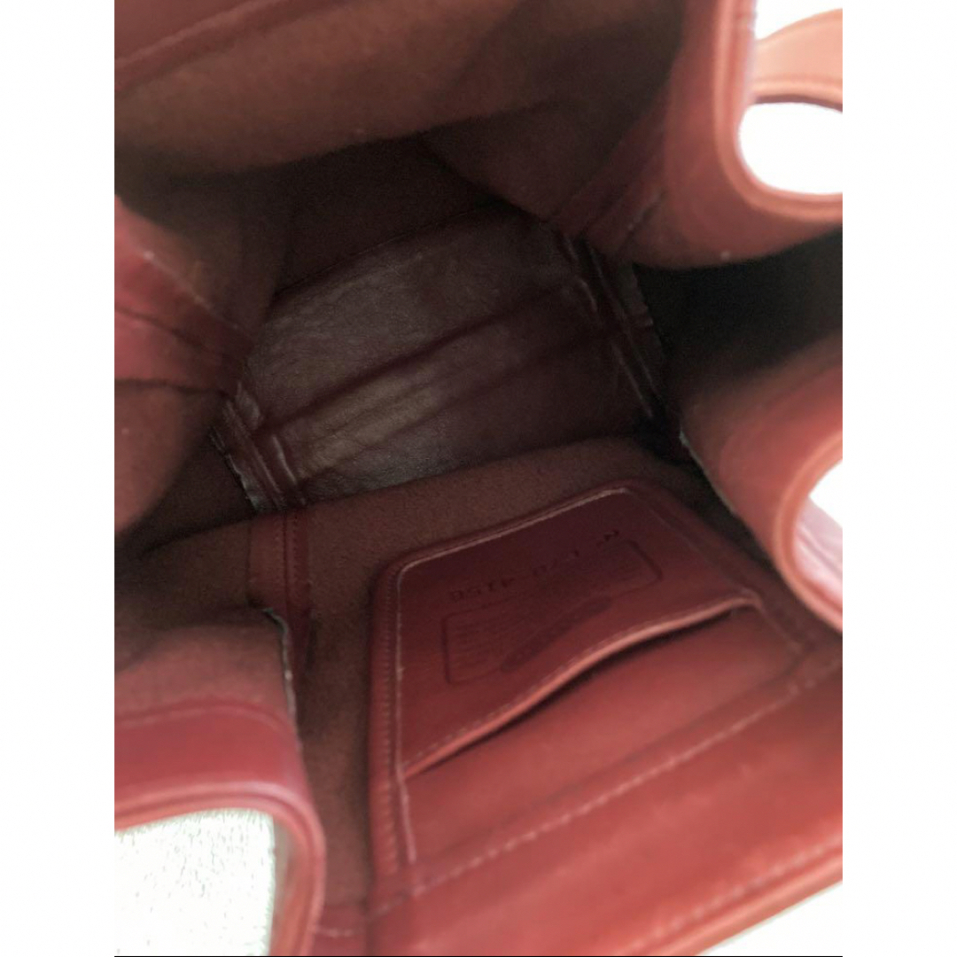 COACH(コーチ)のオールドコーチ　チャーム有　ベルテッドポーチ　ショルダーバッグ　巾着型　4156 レディースのバッグ(ショルダーバッグ)の商品写真